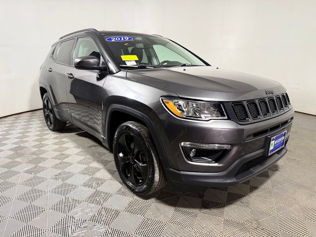 Used 2019 Jeep Compass Latitude AWD/4WD image 9