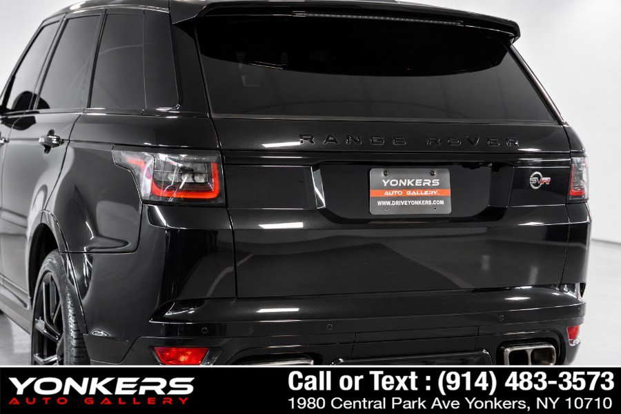 Used 2021 Land Rover Range Rover Sport SVR AWD/4WD image 19