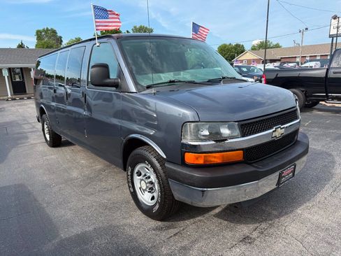 Used 2014 Chevrolet Express 3500 LT w/ LT Preferred Equipment Group RWD image 4