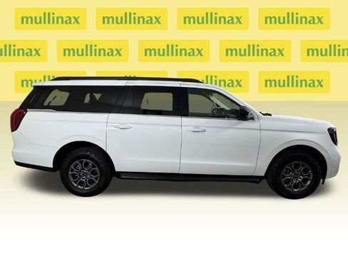 Certified 2025 Ford Expedition Max Active RWD image 2