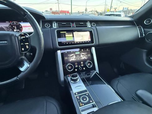 Used 2019 Land Rover Range Rover Long Wheelbase Supercharged image 16