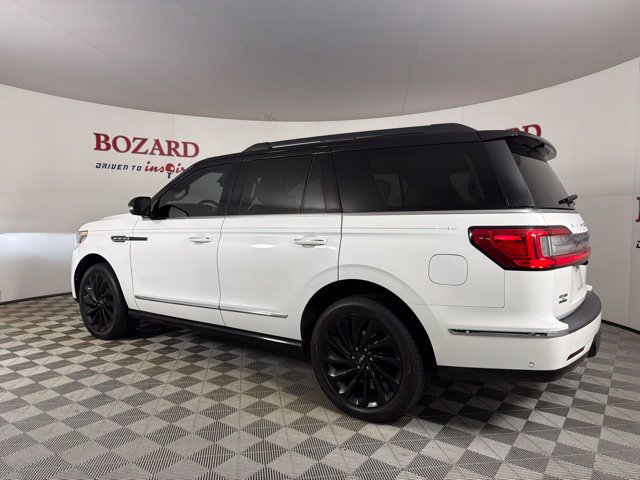 Used 2021 Lincoln Navigator Black Label w/ Special Edition Package AWD/4WD image 9