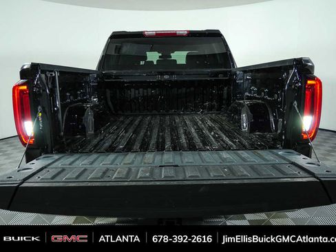 Used 2025 GMC Sierra 1500 SLT image 25