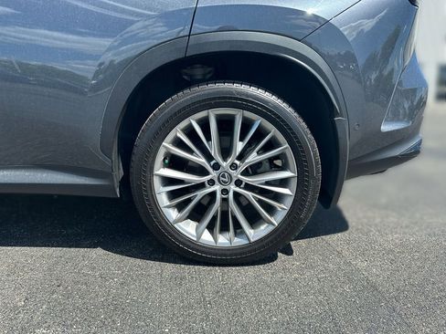 Used 2024 Lexus NX 350h AWD w/ Vision Package image 18