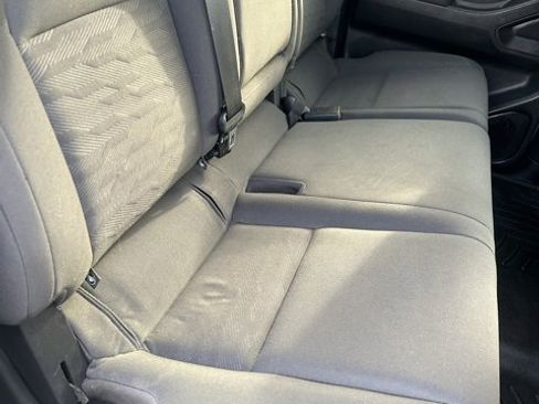 Used 2022 Nissan Frontier S w/ Technology Package image 4