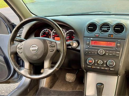 Used 2011 Nissan Altima 2.5 SL w/ 2.5SL Pkg image 8