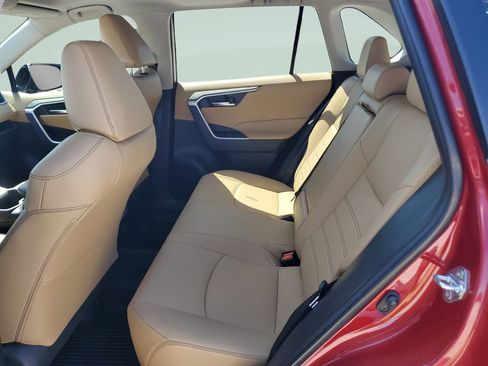 Certified 2023 Toyota RAV4 XLE Premium image 21