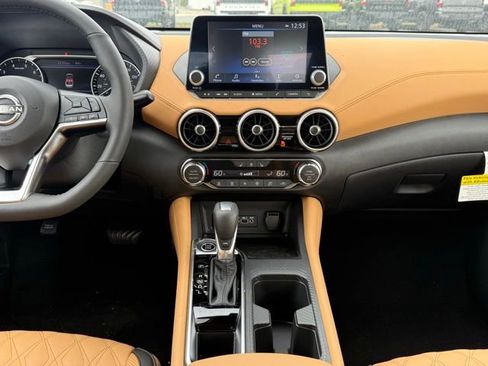 New 2025 Nissan Sentra SV w/ SV Premium Package image 23