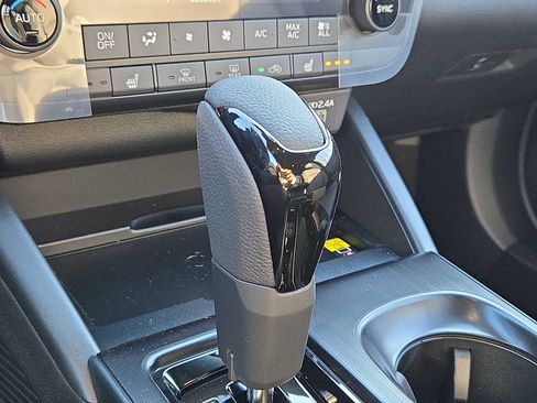 New 2026 Subaru Outback Limited XT image 8