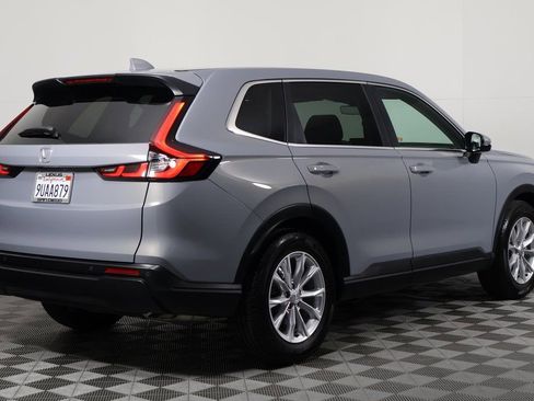Used 2025 Honda CR-V EX-L image 4
