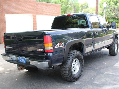 Used 2005 GMC Sierra 2500 SLE w/ Heavy-Duty Power Package AWD/4WD image 6