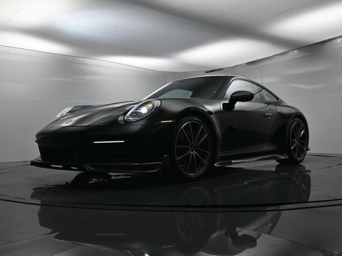 Used 2024 Porsche 911 Carrera 4S image 38