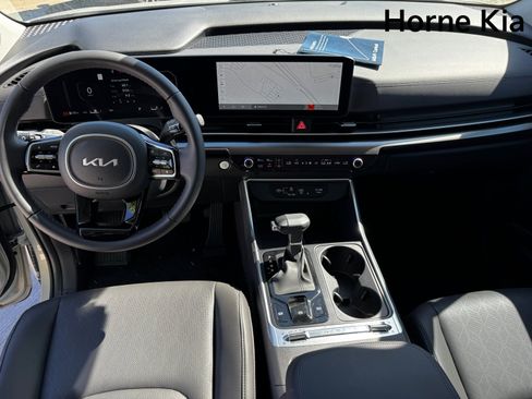 New 2026 Kia Carnival SX w/ SX Dark Edition Package image 12