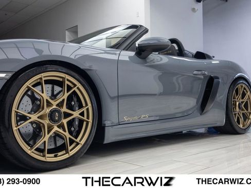 Used 2024 Porsche 718 Boxster Spyder RS RWD image 12