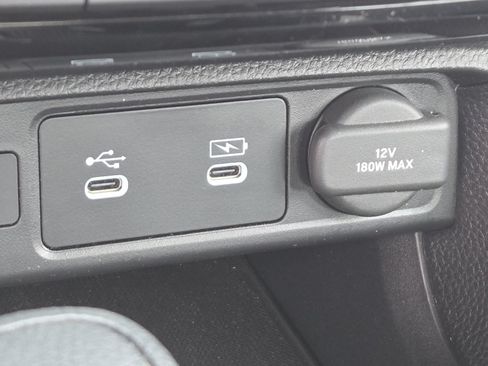 Used 2025 Honda Civic LX image 6