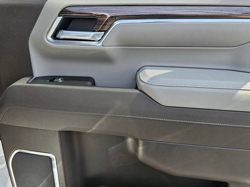 New 2026 Chevrolet Silverado 1500 LT Trail Boss w/ LT Trail Boss Premium Package AWD/4WD image 11