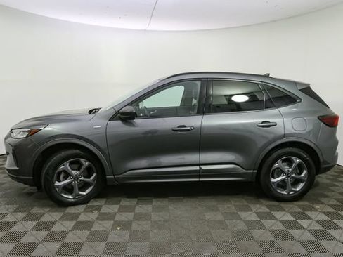 Used 2023 Ford Escape ST-Line w/ Tech Pack #1 AWD/4WD image 6