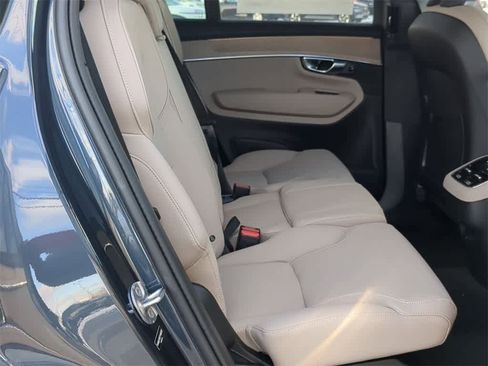 New 2026 Volvo XC90 B6 Plus w/ Protection Package Premier image 19