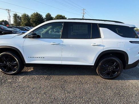 New 2027 Chevrolet Traverse LT w/ Midnight/Sport Edition FWD image 11