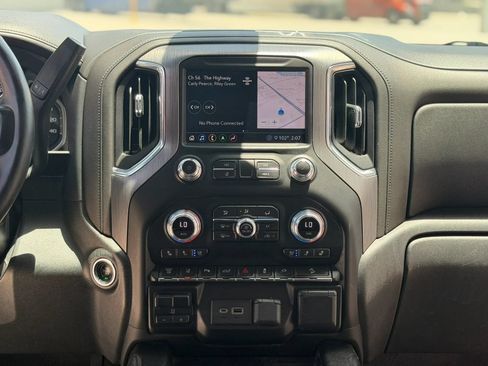Used 2020 GMC Sierra 2500 Denali w/ Denali Ultimate Package AWD/4WD image 34