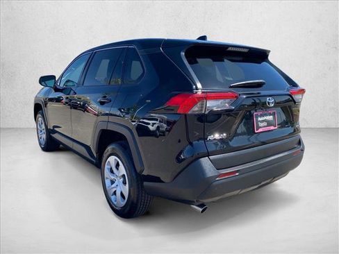 Used 2024 Toyota RAV4 LE AWD/4WD image 9