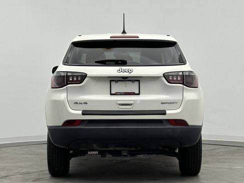 Used 2020 Jeep Compass Sport image 6