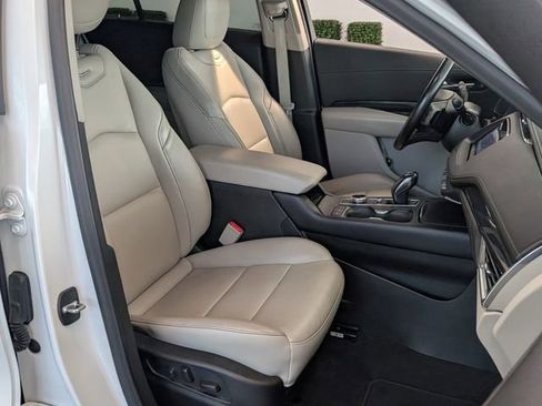 Certified 2019 Cadillac XT4 Premium Luxury w/ Driver Assist Package image 16