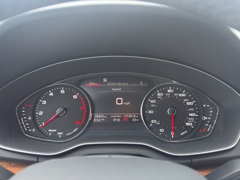 Used 2023 Audi Q5 2.0T Premium w/ Convenience Package AWD/4WD image 19