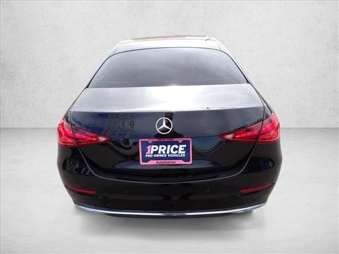 Used 2022 Mercedes-Benz C 300 4MATIC Sedan image 3