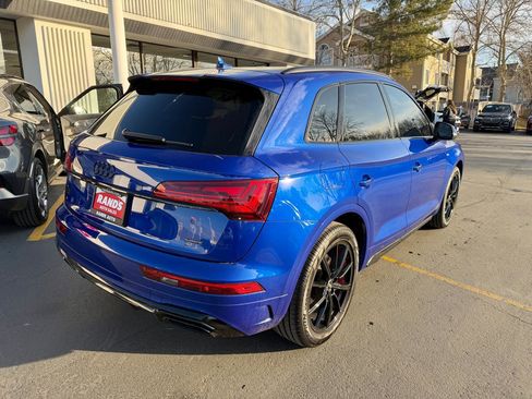Used 2024 Audi Q5 e Premium Plus w/ Premium Plus Package image 4