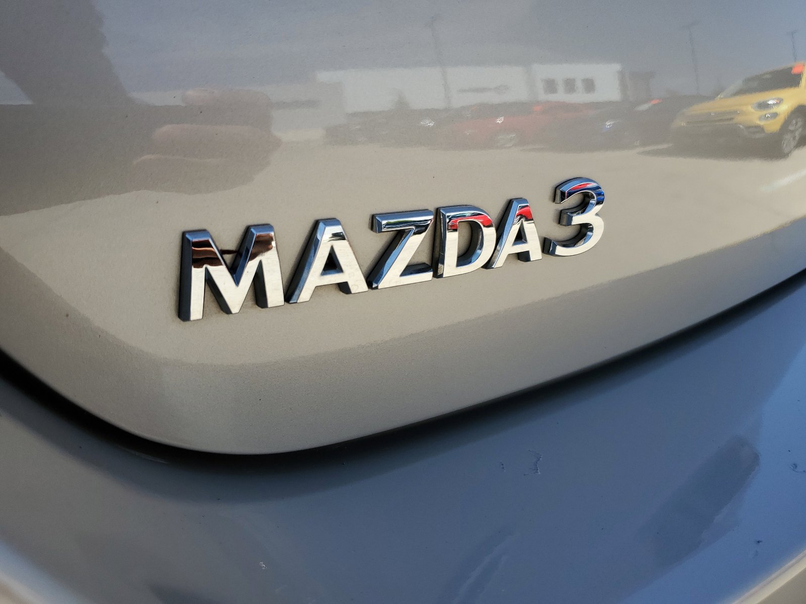 Used 2025 MAZDA MAZDA3 s FWD image 11
