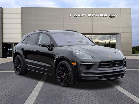 Used 2023 Porsche Macan GTS AWD/4WD image 3