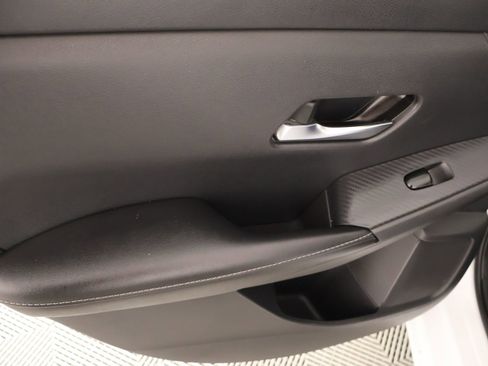 Used 2023 Nissan Sentra SV image 15