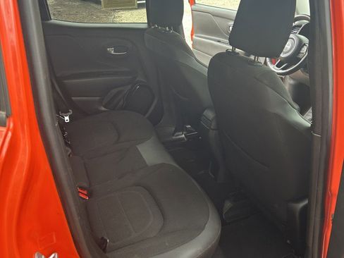 Used 2017 Jeep Renegade Altitude image 16