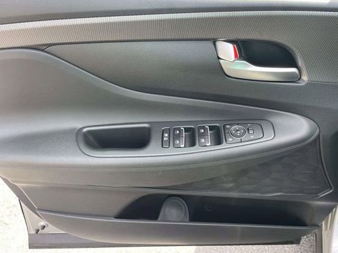 Used 2020 Hyundai Santa Fe SEL FWD image 17