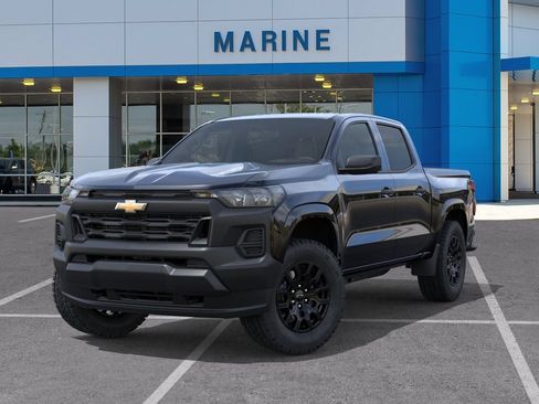 New 2026 Chevrolet Colorado W/T w/ WT Custom Package AWD/4WD image 6