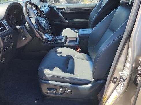 Used 2023 Lexus GX 460 Premium w/ Premium Package AWD/4WD image 18
