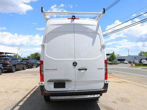 Used 2023 Mercedes-Benz Sprinter 2500 image 4