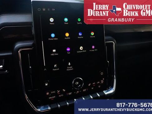 Used 2025 GMC Yukon Elevation w/ LPO, Elevation Black Package AWD/4WD image 12