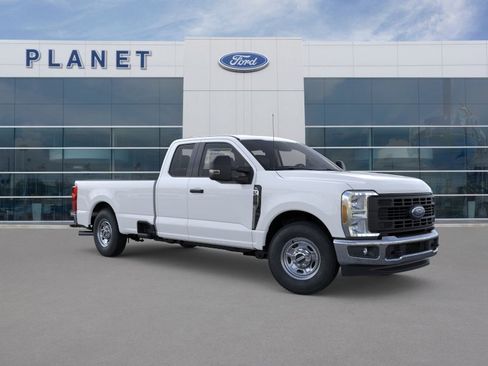 New 2026 Ford F250 XL w/ XL Chrome Package image 9