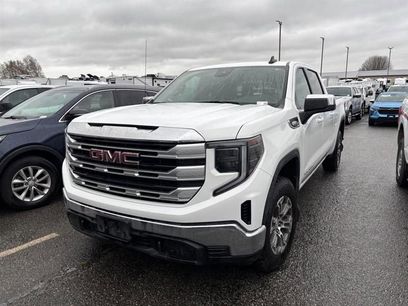 Used 2024 GMC Sierra 1500 SLE w/ Preferred Package