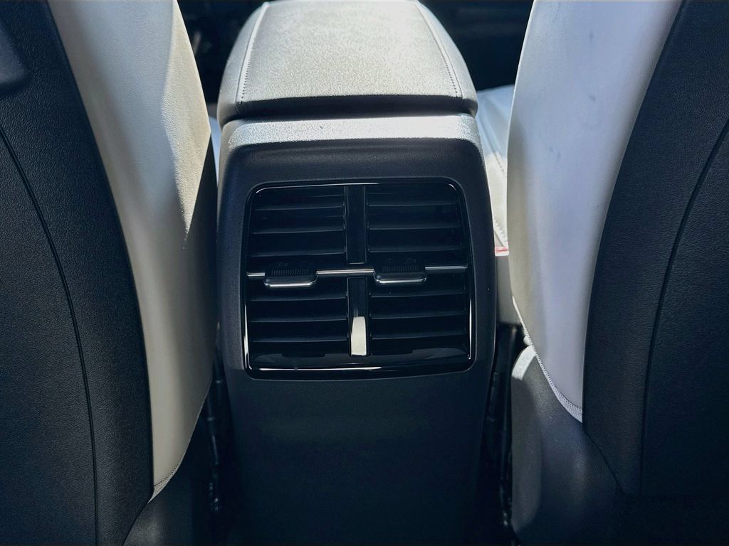 Certified 2025 Kia Niro EX FWD image 29