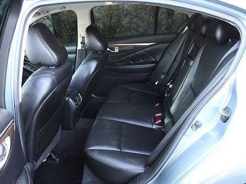 Used 2018 INFINITI Q50 Luxe w/ Essential Package (3.0T Luxe) RWD image 12