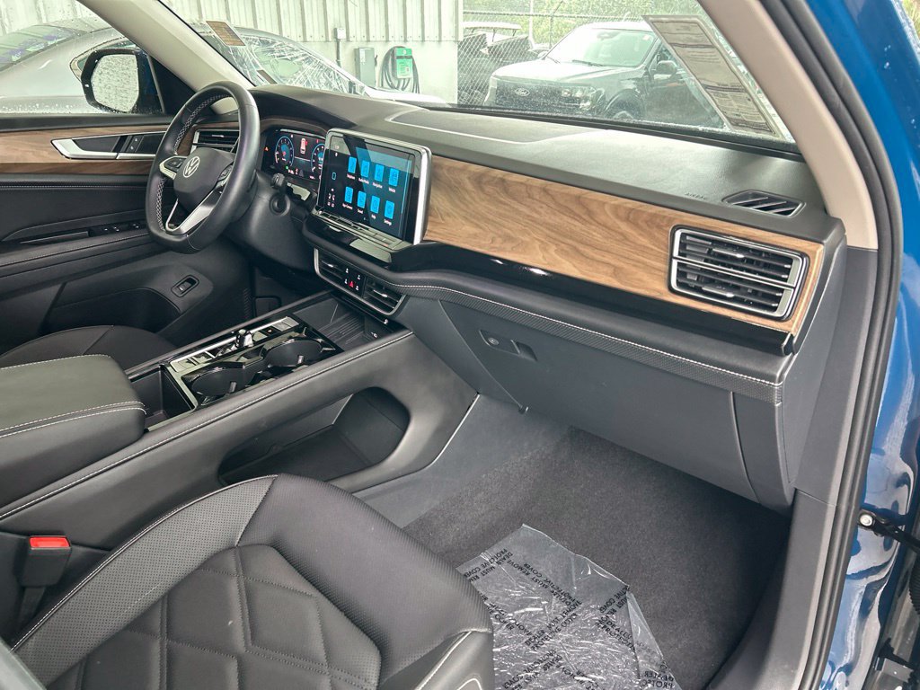 Used 2026 Volkswagen Atlas SE FWD image 42
