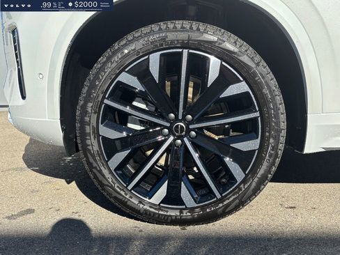 New 2026 Volvo XC90 B6 Ultra image 9
