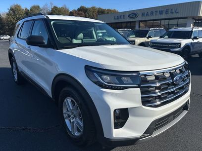 New 2026 Ford Explorer Active w/ Active Comfort Package