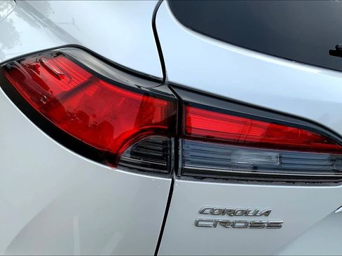 New 2026 Toyota Corolla Cross XLE image 13