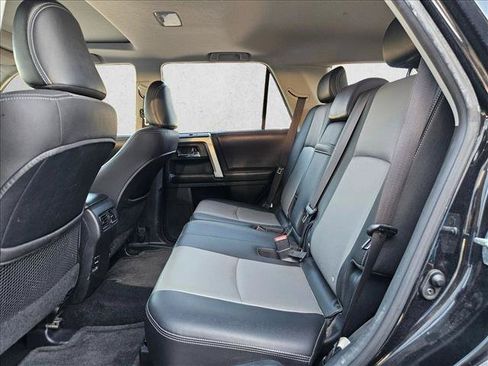 Used 2016 Toyota 4Runner SR5 Premium RWD image 12