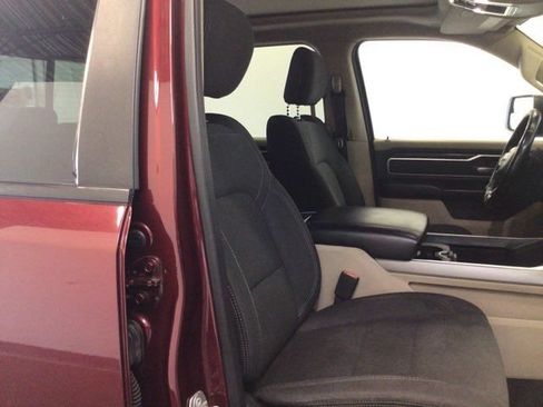 Used 2019 RAM 1500 Big Horn AWD/4WD image 9