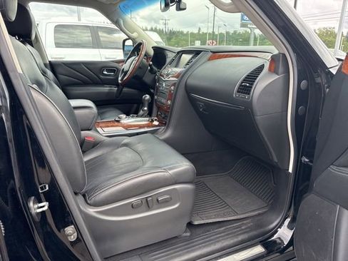 Used 2017 INFINITI QX80 Limited AWD/4WD image 9